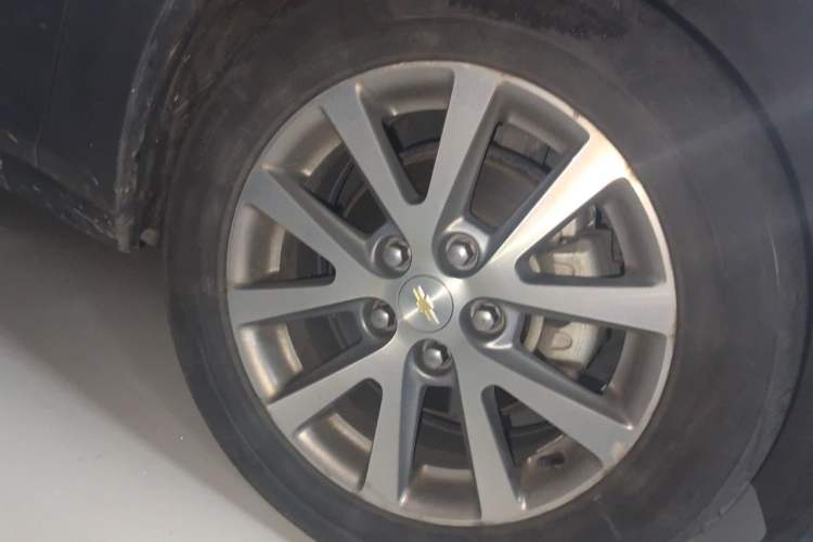 Used Chevrolet Malibu 2018 530T Automatic Luxury Edition Right Front Wheel Hub