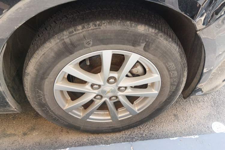 Used Chevrolet Malibu 2018 530T Automatic Fashion Edition Right Front Wheel Hub