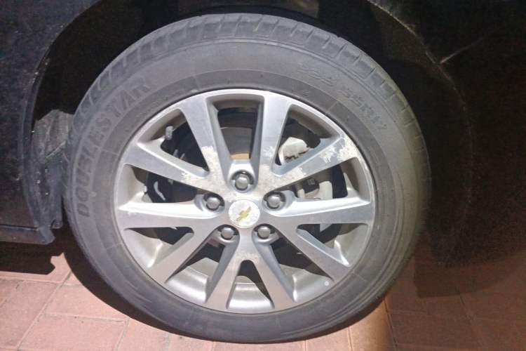 Used Chevrolet Malibu 2018 530T Automatic Luxury Edition Right Front Wheel Hub