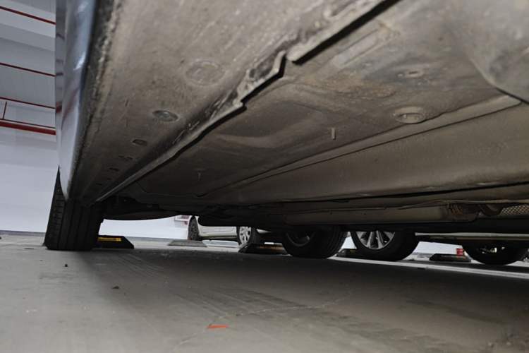 Used Chevrolet Malibu 2018 530T Automatic Luxury Edition Right Side Sill