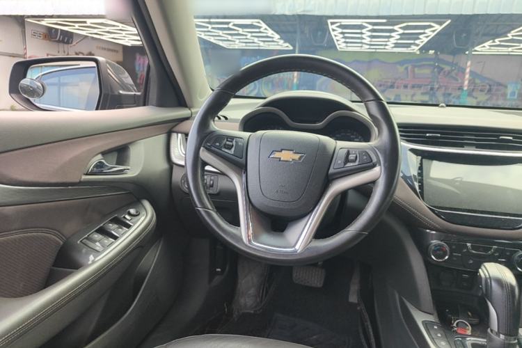 Used Chevrolet Malibu 2018 530T Automatic Fashion Edition Steering Wheel