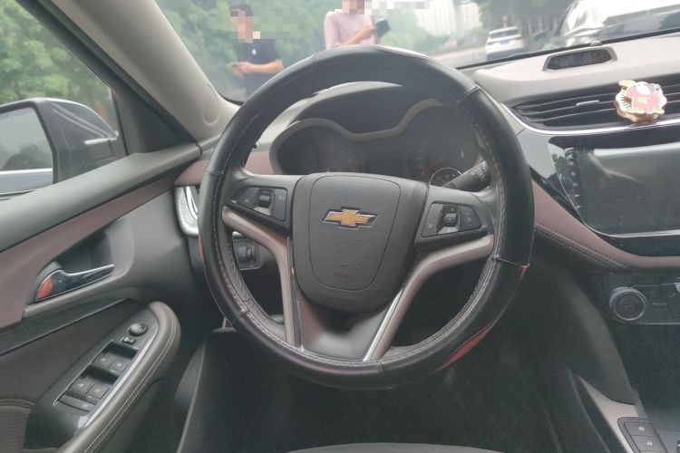 Used Chevrolet Malibu 2018 530T Automatic Luxury Edition Steering Wheel