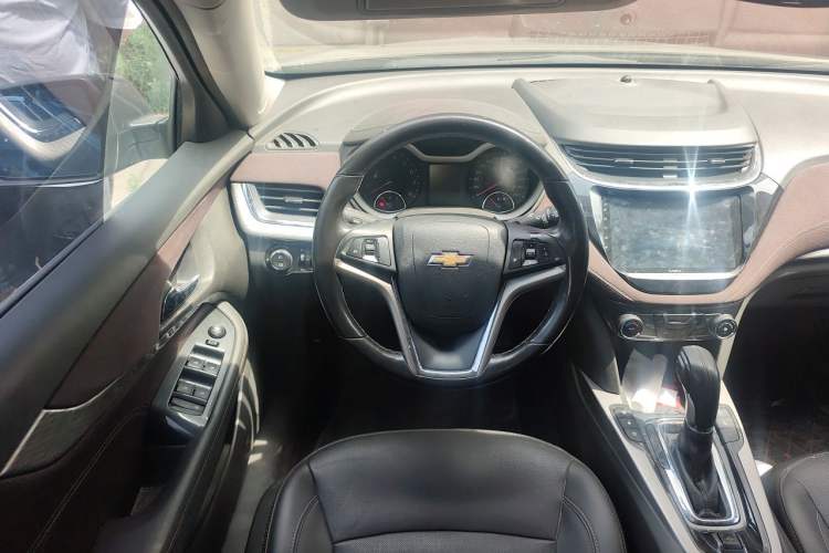 Used Chevrolet Malibu 2018 530T Automatic Fashion Edition Steering Wheel