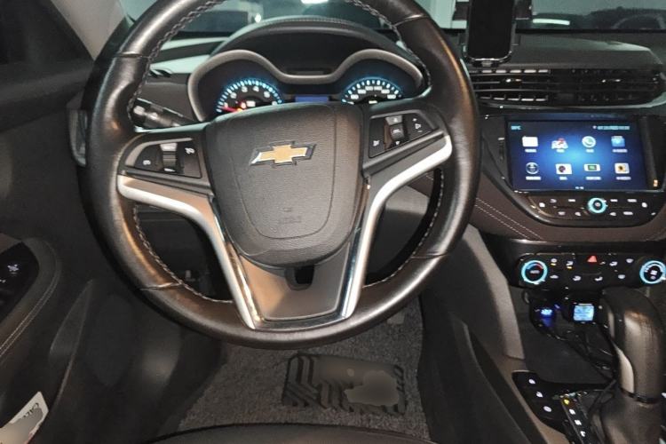 Used Chevrolet Malibu 2018 530T Automatic Luxury Edition Steering Wheel