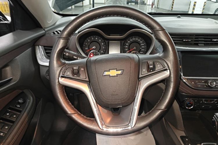 Used Chevrolet Malibu 2018 530T Automatic Luxury Edition Steering Wheel