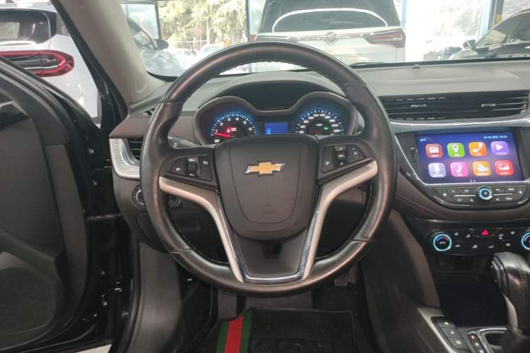 Used Chevrolet Malibu 2018 530T Automatic Luxury Edition Steering Wheel