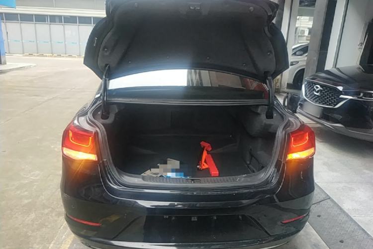 Used Chevrolet Malibu 2018 530T Automatic Fashion Edition Trunk
