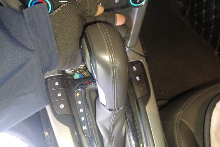 Used Chevrolet Malibu 2018 530T Automatic Luxury Edition Gear Lever
