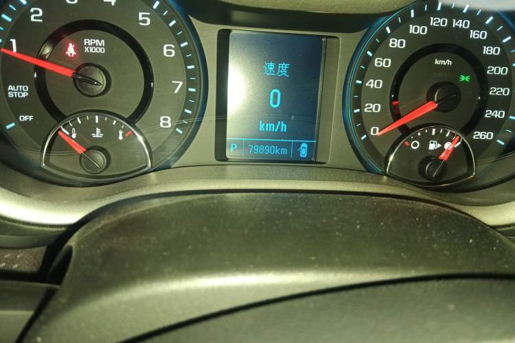 Used Chevrolet Malibu 2018 530T Automatic Luxury Edition Odometer Close Up