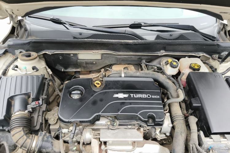 Used Chevrolet Malibu 2018 530T Automatic Fashion Edition Engine Bay