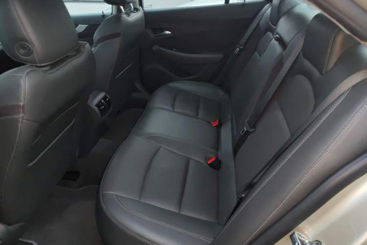 Used Chevrolet Malibu 2018 530T Automatic Fashion Edition Left Rear Seat