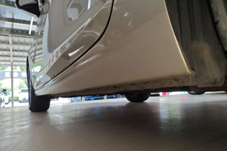 Used Chevrolet Malibu 2018 530T Automatic Fashion Edition Left Side Sill