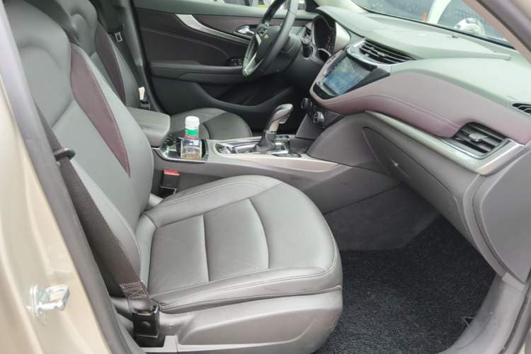 Used Chevrolet Malibu 2018 530T Automatic Fashion Edition Right Front Seat