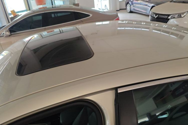 Used Chevrolet Malibu 2018 530T Automatic Fashion Edition Roof