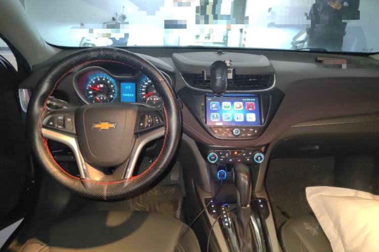Used Chevrolet Malibu 2018 530T Automatic Luxury Edition Center Console