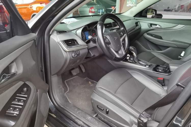 Used Chevrolet Malibu 2018 530T Automatic Fashion Edition Driver Seat
