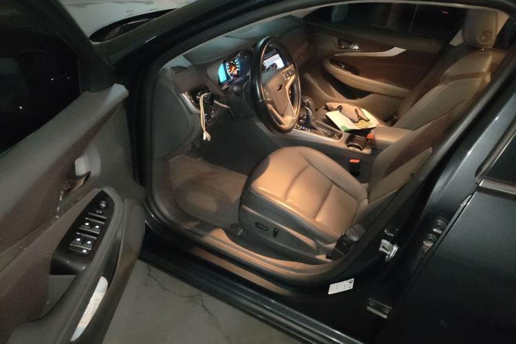 Used Chevrolet Malibu 2018 530T Automatic Fashion Edition Driver Seat