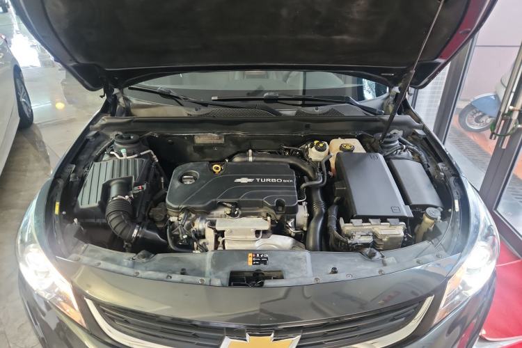 Used Chevrolet Malibu 2018 530T Automatic Luxury Edition Engine Bay