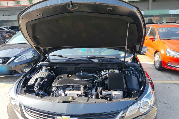 Used Chevrolet Malibu 2018 530T Automatic Luxury Edition Engine Bay