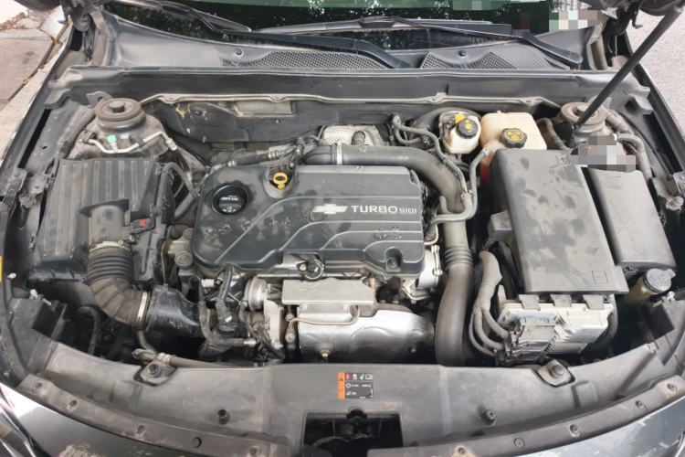 Used Chevrolet Malibu 2018 530T Automatic Luxury Edition Engine Bay