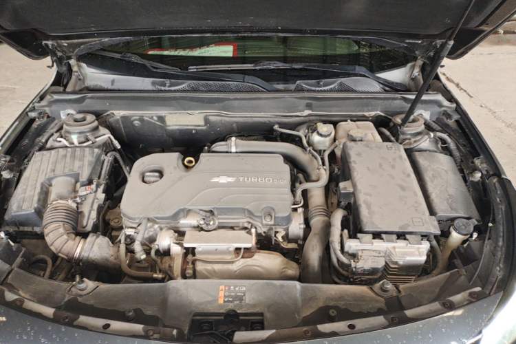 Used Chevrolet Malibu 2018 530T Automatic Fashion Edition Engine Bay