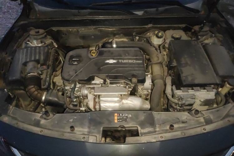 Used Chevrolet Malibu 2018 530T Automatic Fashion Edition Engine Bay