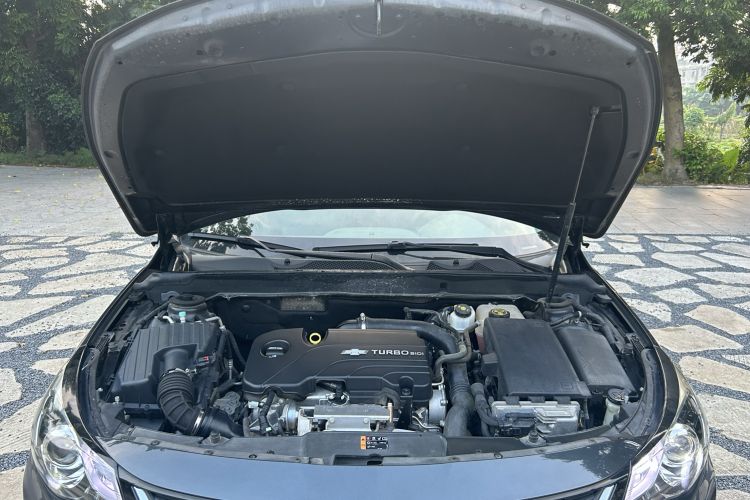 Used Chevrolet Malibu 2018 530T Automatic Fashion Edition Engine Bay