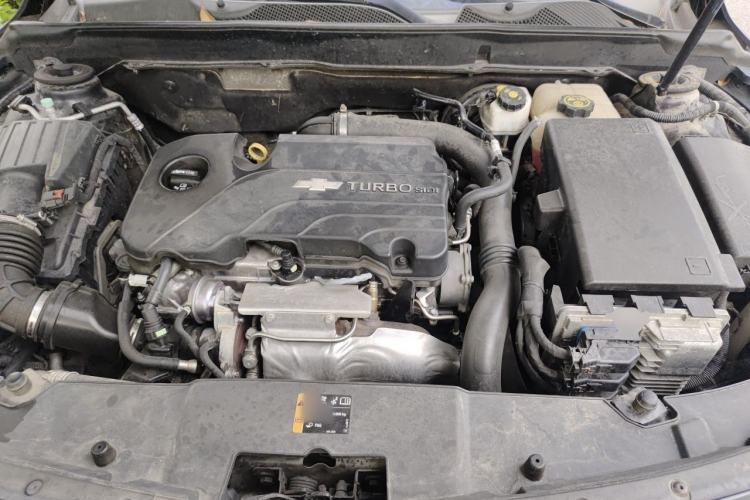 Used Chevrolet Malibu 2018 530T Automatic Luxury Edition Engine Bay
