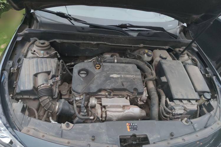 Used Chevrolet Malibu 2018 530T Automatic Fashion Edition Engine Bay