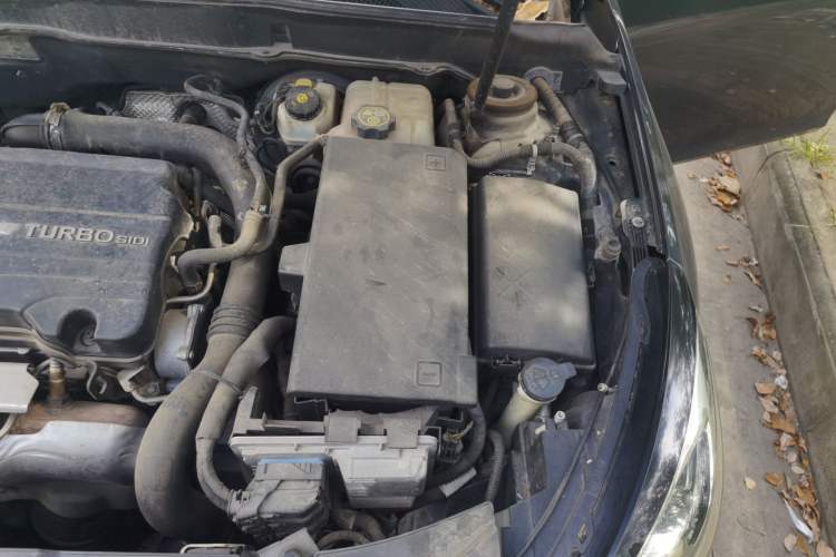 Used Chevrolet Malibu 2018 530T Automatic Fashion Edition Engine Bay Left