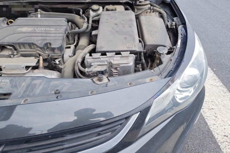 Used Chevrolet Malibu 2018 530T Automatic Luxury Edition Engine Bay Left