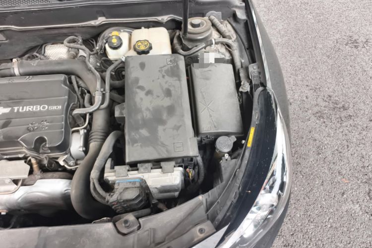 Used Chevrolet Malibu 2018 530T Automatic Luxury Edition Engine Bay Left
