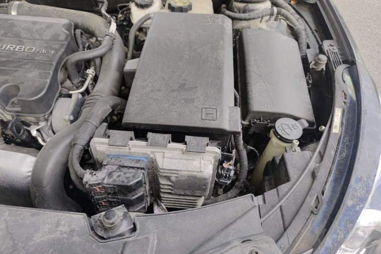 Used Chevrolet Malibu 2018 530T Automatic Luxury Edition Engine Bay Left
