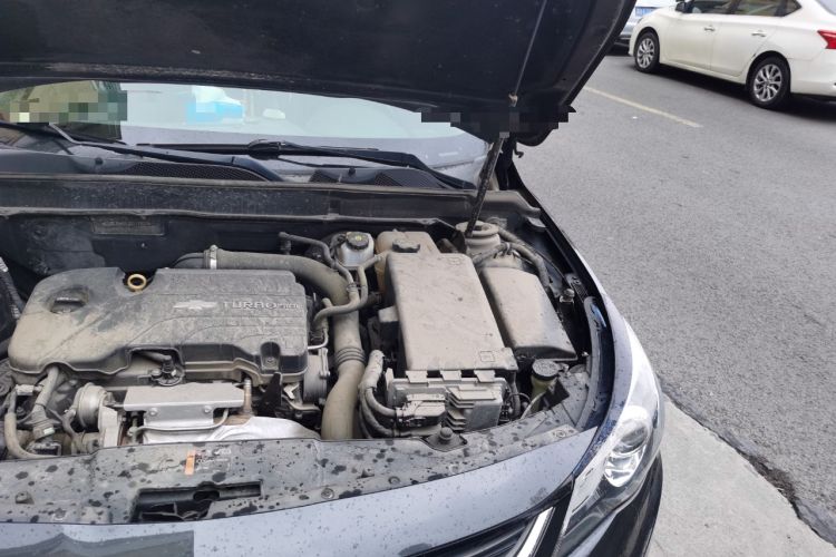 Used Chevrolet Malibu 2018 530T Automatic Fashion Edition Engine Bay Left