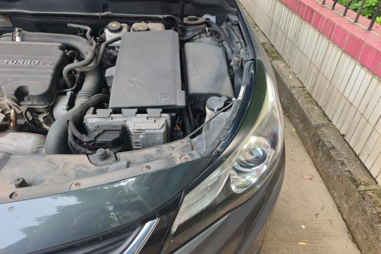 Used Chevrolet Malibu 2018 530T Automatic Luxury Edition Engine Bay Left