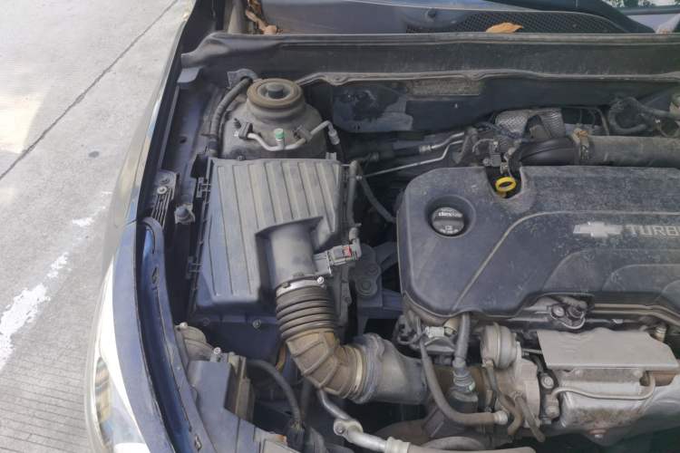 Used Chevrolet Malibu 2018 530T Automatic Fashion Edition Engine Bay Right