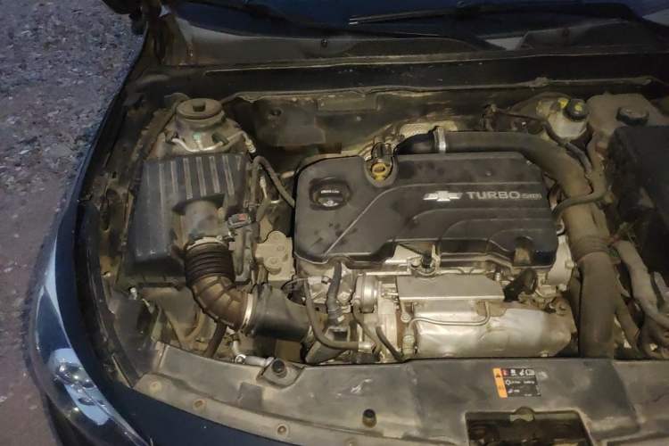 Used Chevrolet Malibu 2018 530T Automatic Fashion Edition Engine Bay Right