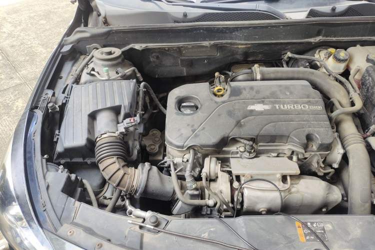 Used Chevrolet Malibu 2018 530T Automatic Fashion Edition Engine Bay Right