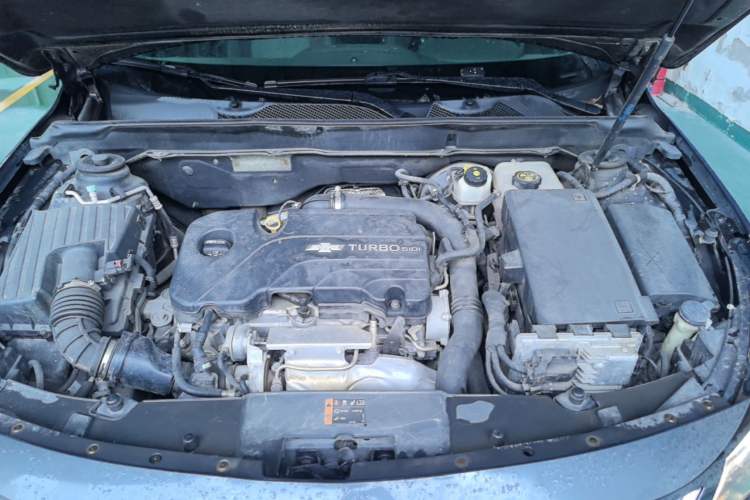Used Chevrolet Malibu 2018 530T Automatic Fashion Edition Engine Bay