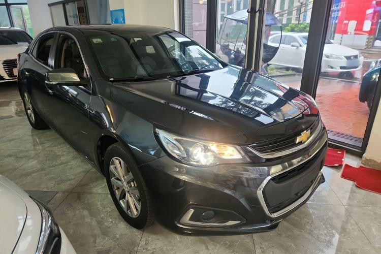 Used Chevrolet Malibu 2018 530T Automatic Luxury Edition Front Right 45 Deg