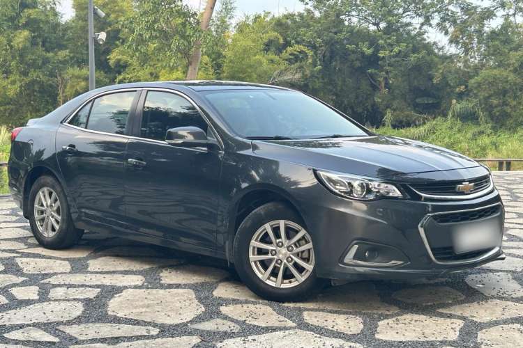Used Chevrolet Malibu 2018 530T Automatic Fashion Edition Front Right 45 Deg