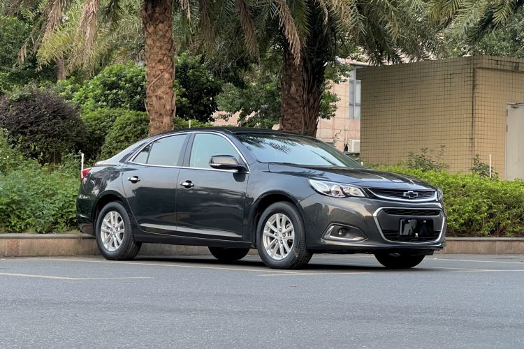Used Chevrolet Malibu 2018 530T Automatic Fashion Edition Front Right 45 Deg