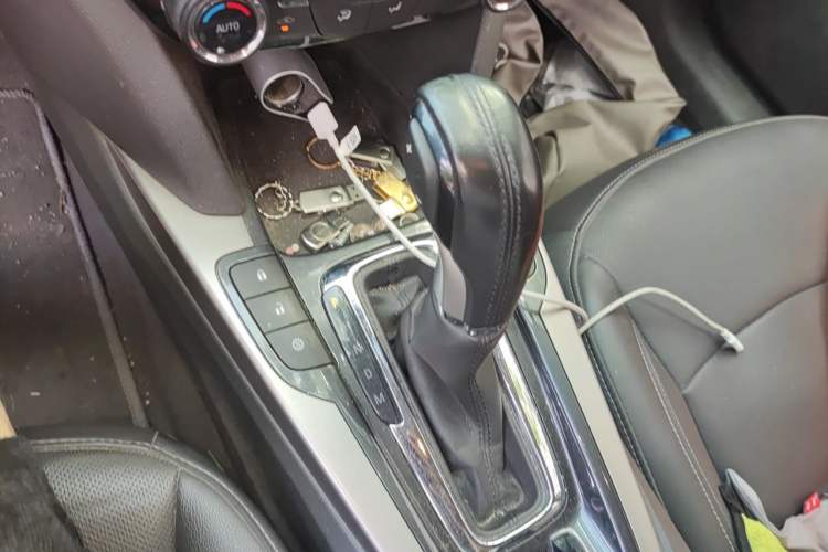 Used Chevrolet Malibu 2018 530T Automatic Luxury Edition Gear Lever