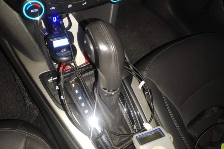 Used Chevrolet Malibu 2018 530T Automatic Fashion Edition Gear Lever