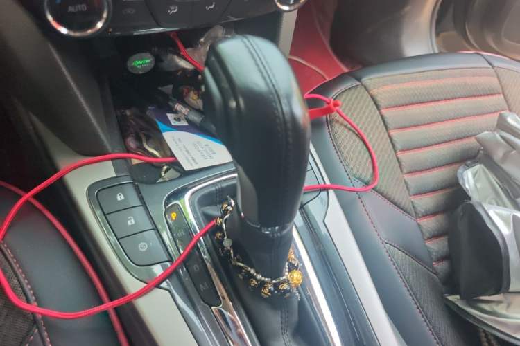Used Chevrolet Malibu 2018 530T Automatic Luxury Edition Gear Lever