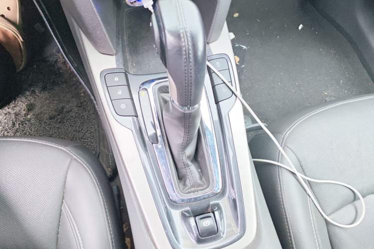 Used Chevrolet Malibu 2018 530T Automatic Luxury Edition Gear Lever