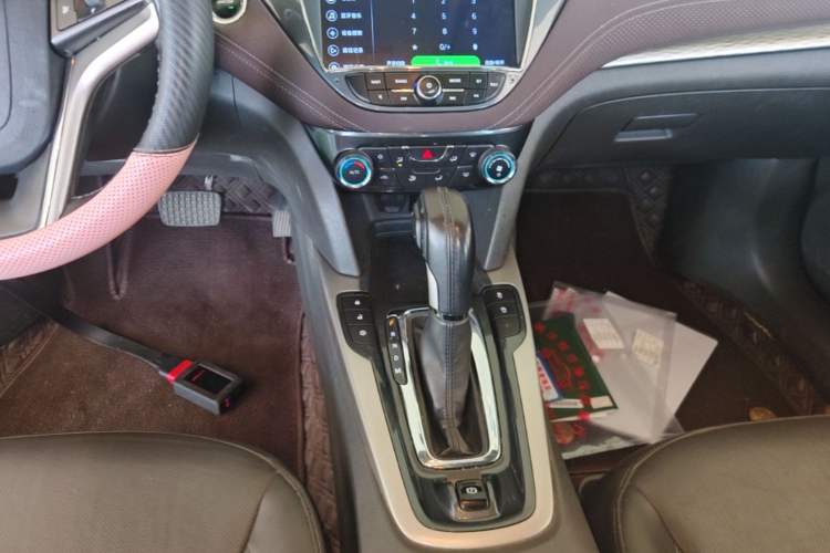 Used Chevrolet Malibu 2018 530T Automatic Luxury Edition Gear Lever