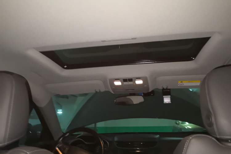 Used Chevrolet Malibu 2018 530T Automatic Luxury Edition Headliner