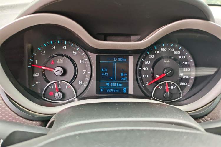 Used Chevrolet Malibu 2018 530T Automatic Luxury Edition Instrument Cluster