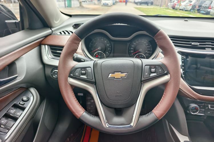 Used Chevrolet Malibu 2018 530T Automatic Fashion Edition Interior 4